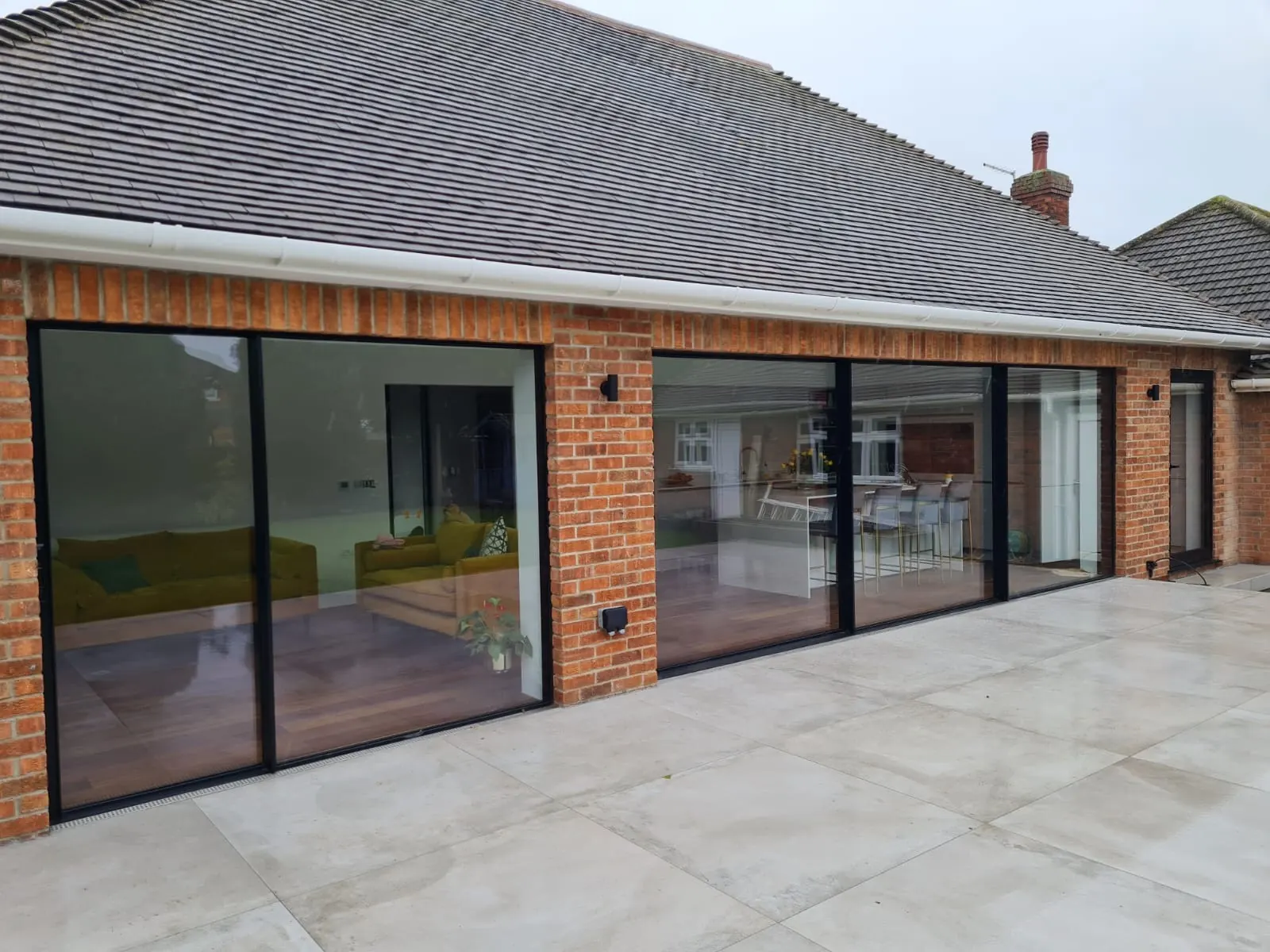 PM Windows installation: A wide, clean garden opening