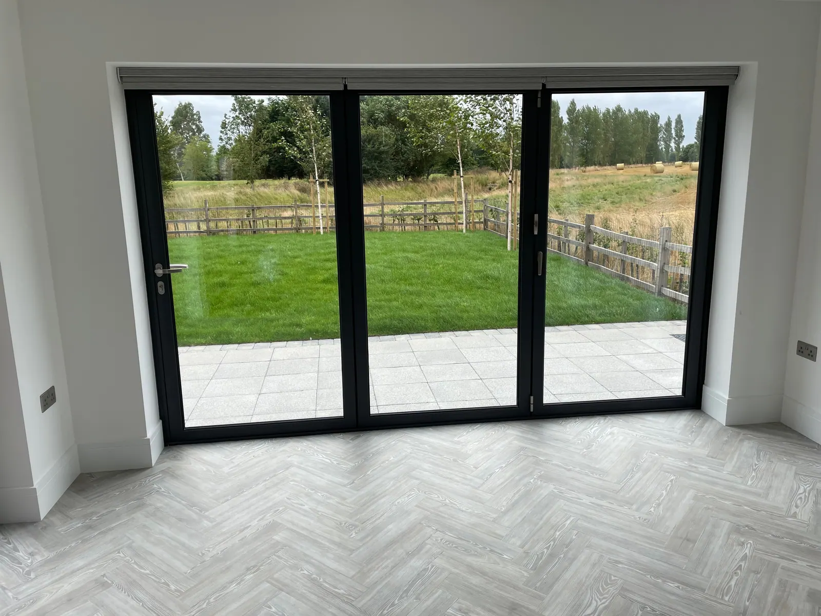PM Windows installation: A refined garden outlook from inside