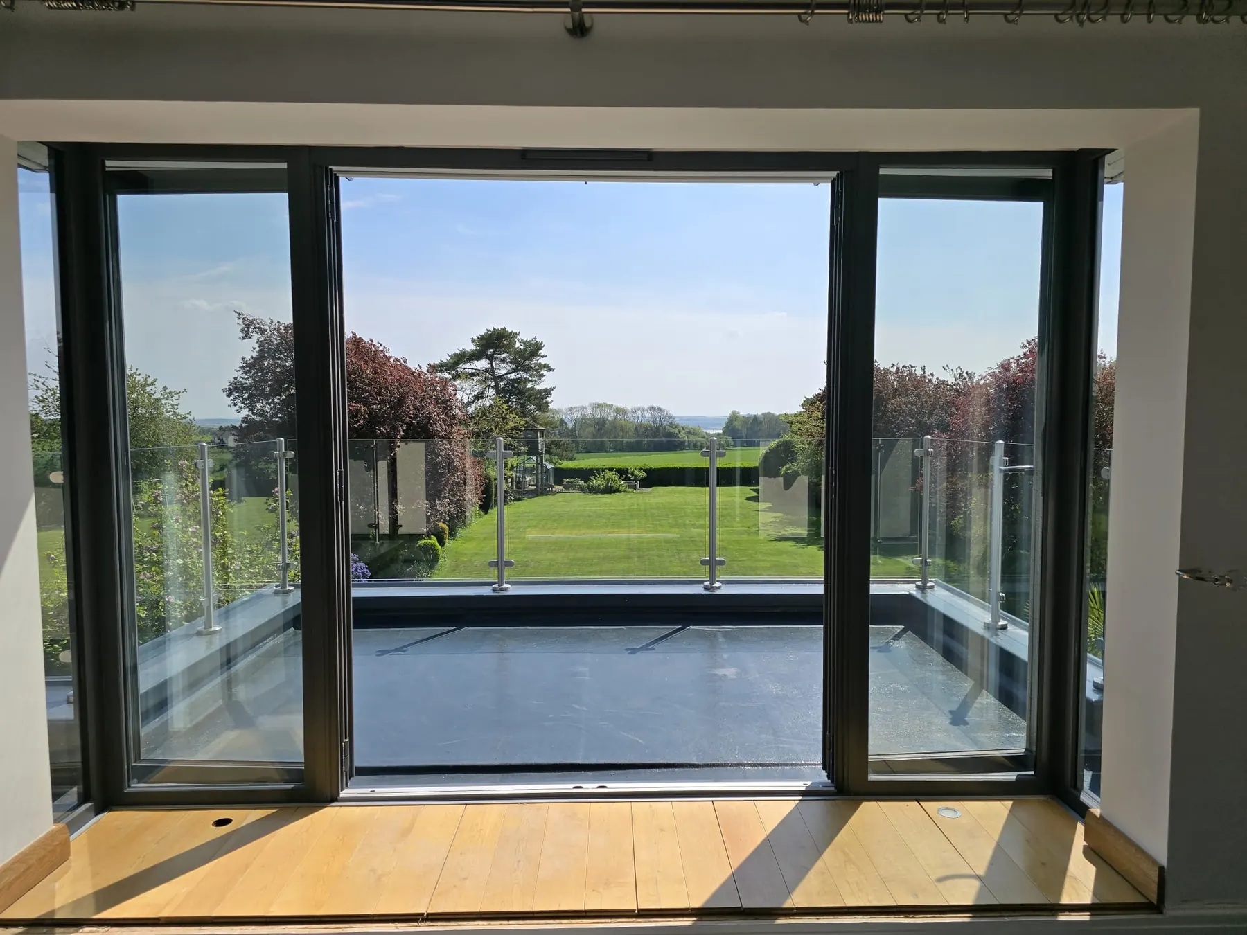 PM Windows installation: A bright outlook from inside
