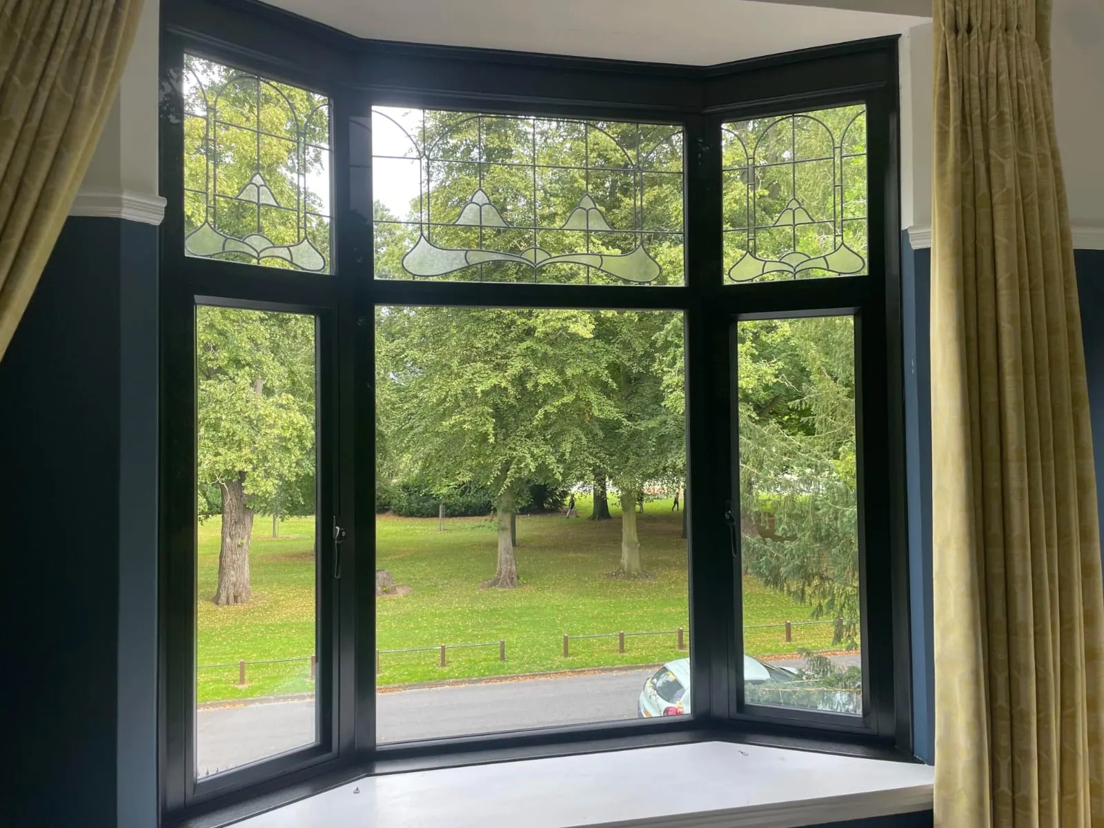 PM Windows installation: A projecting picture-window corner